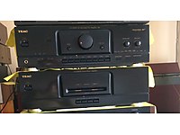 TEAC A-V3000M , A-V3000P pre-Power takım 8ohm kanal başı 100watt