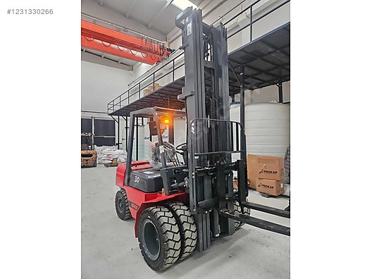 Machinery / Industrial / Carrying & Stacking Equipment / Forklifts / For Sale / Vmax