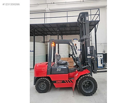 Machinery / Industrial / Carrying & Stacking Equipment / Forklifts / For Sale / Vmax