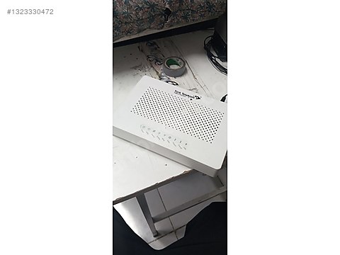 ZTE ZXHN H298A model fiber modem/router'dır. sahibinden.comda