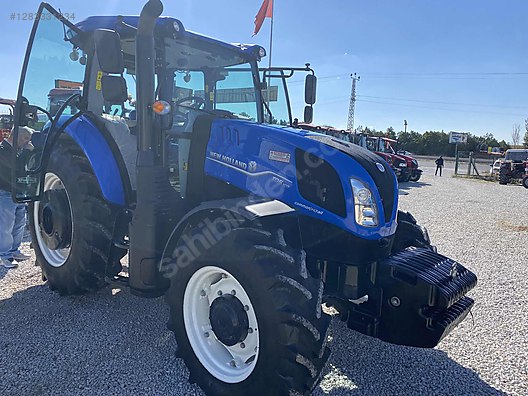 Machinery / Agricultural Machines / Tractors / New Holland / TD5.100