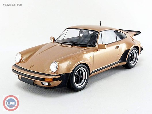 Minichamps Diecast Model 1:12 Porsche Araba - 1321331608