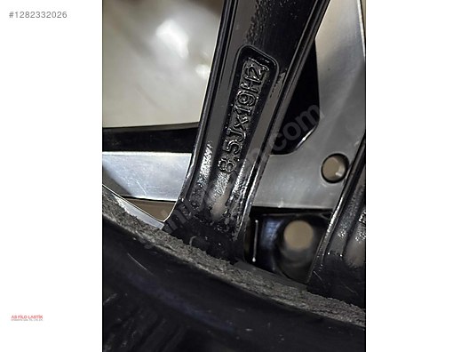 Vehicle Parts / Automotive Equipment / Rims & Tires / Rims