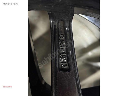 Vehicle Parts / Automotive Equipment / Rims & Tires / Rims