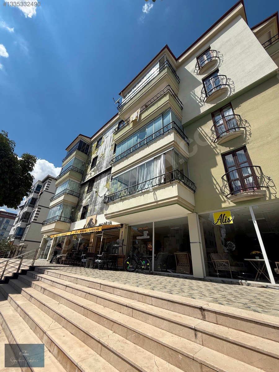 DR. SADIK AHMET CADDESİ ÜZERİ GENİŞ 2+1 105M2 SATILIK DAİRE