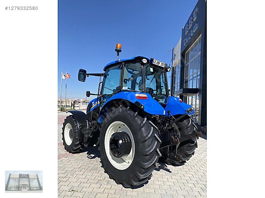 Machinery / Agricultural Machines / Tractors / New Holland / TR5.115