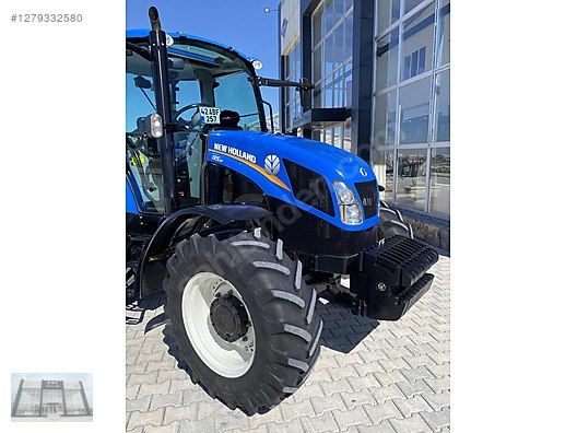 Machinery / Agricultural Machines / Tractors / New Holland / TR5.115