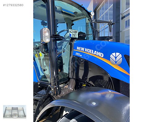 Machinery / Agricultural Machines / Tractors / New Holland / TR5.115