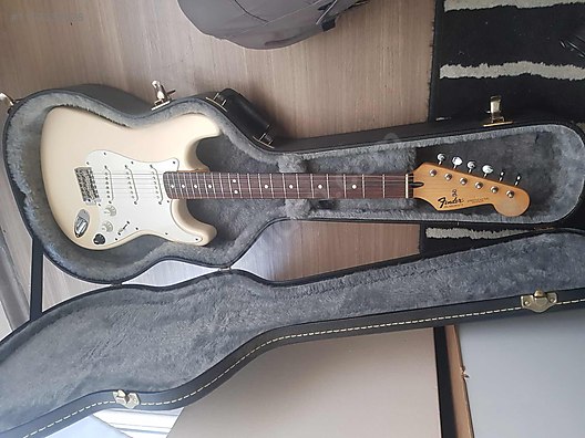 1995 shop fender stratocaster