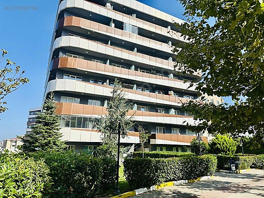 SAHİBİNDEN KİRALIK HELENIUM GARDEN HAVUZ MANZARALI 1+0 BALKONLU