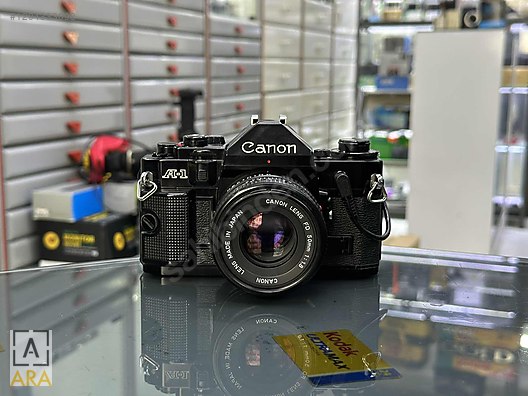 35mm Filmli SLR / Canon / Canon A1 50mm 1.8 Data Back A KIT
