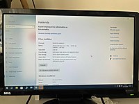 Masaüstü bilgisayar ve Benq monitör (arzasız çalışır durumda)