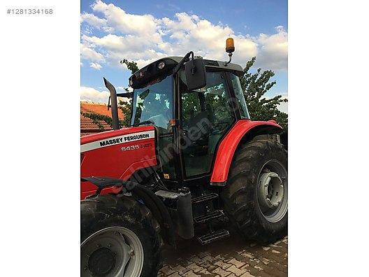 Machinery / Agricultural Machines / Tractors / Massey Ferguson / 5435