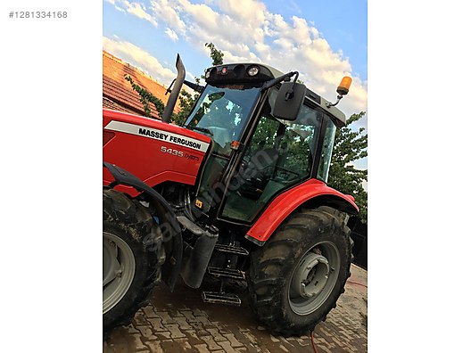 Machinery / Agricultural Machines / Tractors / Massey Ferguson / 5435