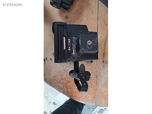 Used & Brand New Items / Cameras & Photographic Equipment / Analogue Film Cameras / Instant Camera