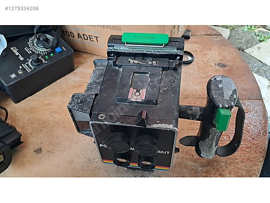 Used & Brand New Items / Cameras & Photographic Equipment / Analogue Film Cameras / Instant Camera