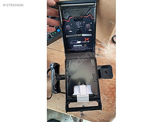 Used & Brand New Items / Cameras & Photographic Equipment / Analogue Film Cameras / Instant Camera