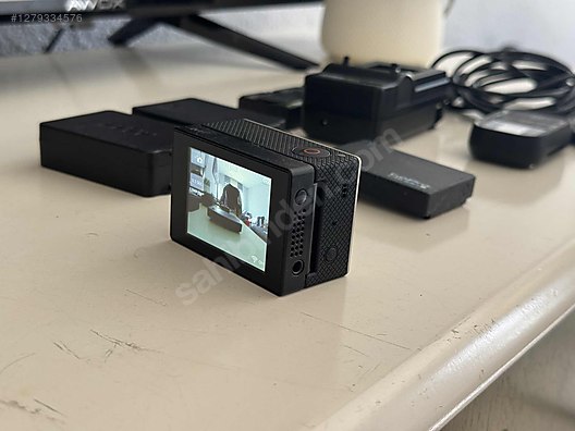 Used & Brand New Items / Cameras & Photographic Equipment / Video Cameras & Camcorders / Action Cameras