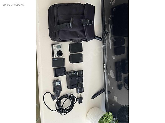 Used & Brand New Items / Cameras & Photographic Equipment / Video Cameras & Camcorders / Action Cameras