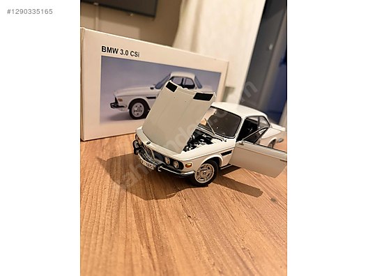 1\18オートアート 3.0 CSi Blue llic 絶版品 1/18 Autoart BMW 3.0 CSI Blue Diecast Model Car | Extremely Rare