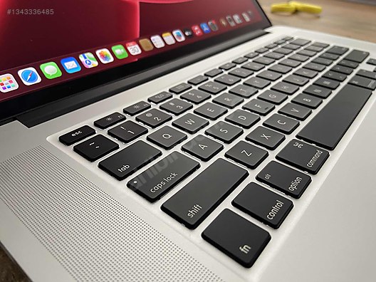 Apple Macbook / AŞIRI TEMİZ MACBOOK PRO QHD RETİNA +i7HQ +NVIDIA