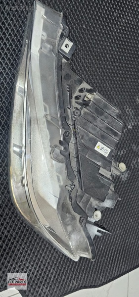 BMW 7 Serisi Far