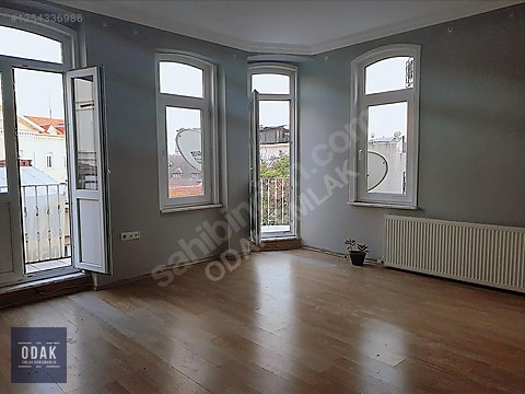 TAKSİM SIRA SELVİLER ÜZERİNDE 4+1 EV-OFİSE UYGUN...