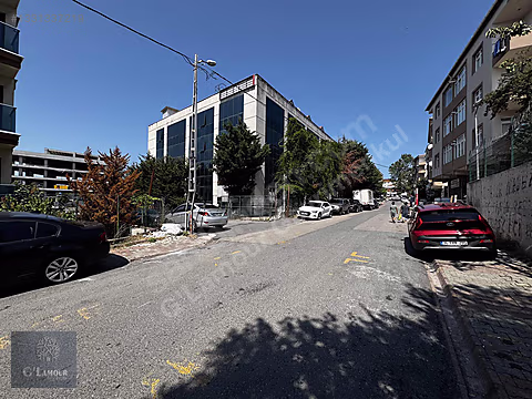 GG SIRAB'DAN SANCAKTEPE SARIGAZİ'DE 4000 M2 KİRALIK PLAZA