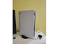 Tertemiz PlayStation 5 (Fat Kasa 825GB) satılıktır.