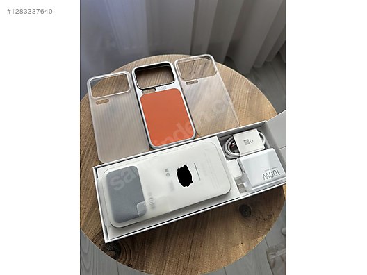 Used & Brand New Items / Cell Phones & Accessories / Cell Phones / Xiaomi / 17 Pro Max