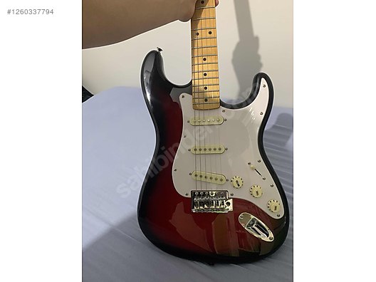 İkinci El ve Sıfır Alışveriş / Müzik / Müzik Aletleri / Telli Çalgılar / Gitar / Elektro