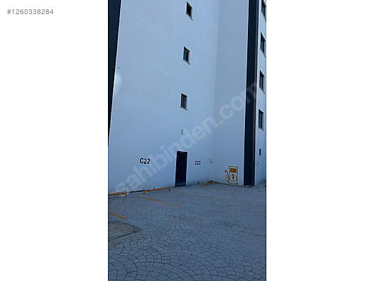 Kurtköy | Havuzlu Site İçinde Balkonlu Ebeveyn Banyolu Sıfır 2+1