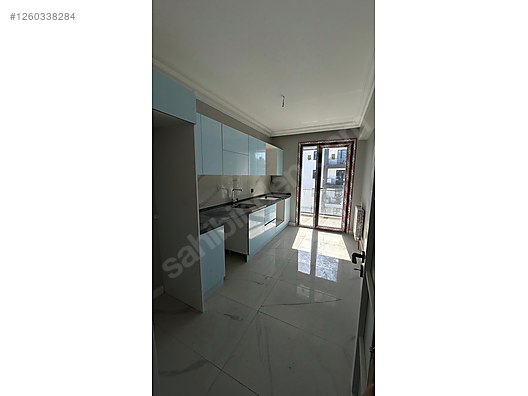 Kurtköy | Havuzlu Site İçinde Balkonlu Ebeveyn Banyolu Sıfır 2+1