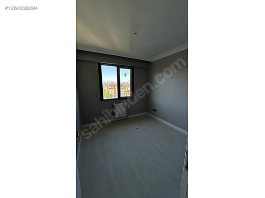 Kurtköy | Havuzlu Site İçinde Balkonlu Ebeveyn Banyolu Sıfır 2+1
