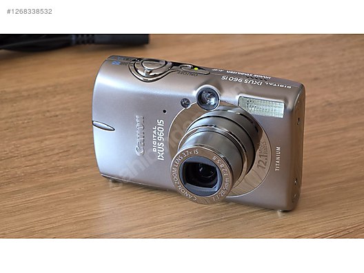 Compacts Canon Digital IXUS 960 Canon IXUS 960 IS Titanium