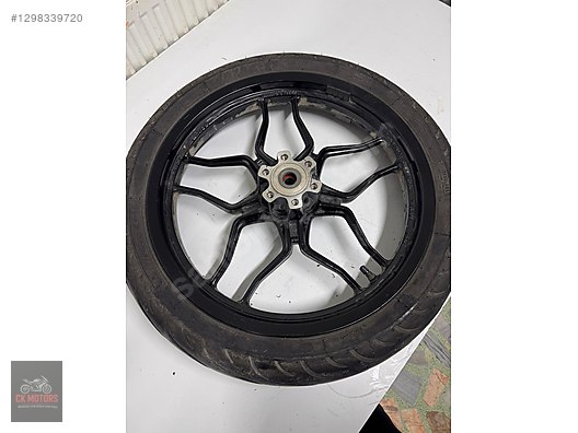 Lastik / BAJAJ PULSAR RS 200 NS 200 ÖN LASTİK ÇIKMA MİCHLEN PİLOT