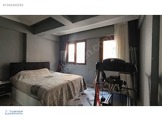 Bayraklı'da Merkezi Lokasyonda 2+1 Satılık Daire