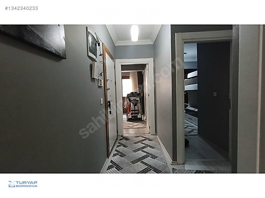 Bayraklı'da Merkezi Lokasyonda 2+1 Satılık Daire