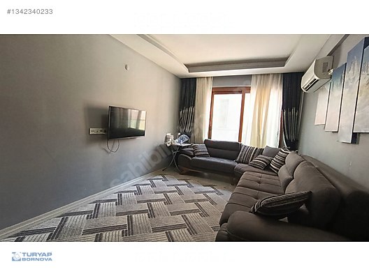 Bayraklı'da Merkezi Lokasyonda 2+1 Satılık Daire