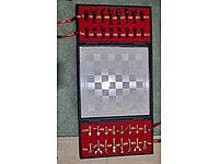 eski metal satranç takımı 34 cm × 34 cm dışı deri kaplı