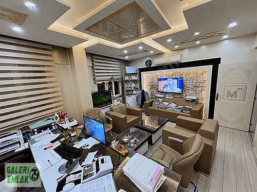 EMLAK 79 DAN CUMHURİYET MEYDANI MANZARALI 3+1 MÜKEMMEL OFİS #1168343149