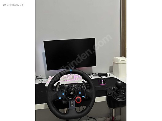 Used & Brand New Items / Gaming & Gamers Exclusive / Gaming Equipment / PC Game Racing Wheels