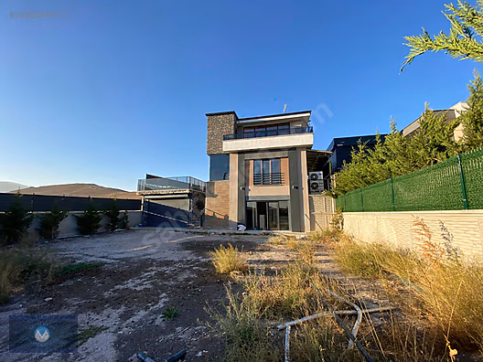 MAVİ KENT'DEN SATILIK HAVUZLU LÜX VİLLA #1282344711