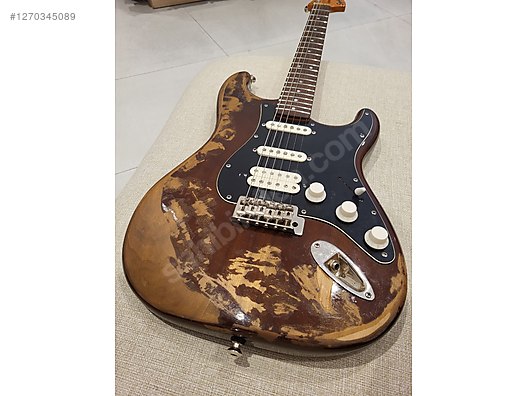 Squier Elektro Gitar
