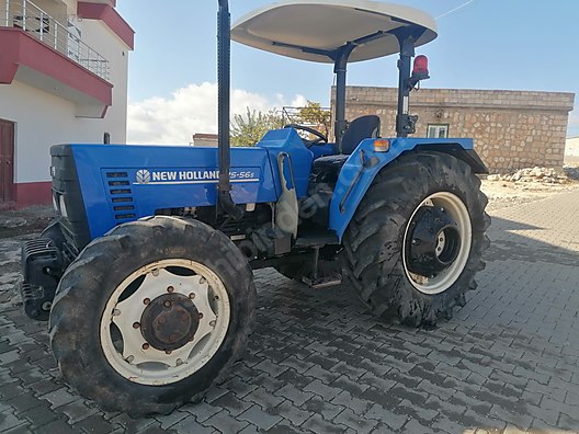 Machinery / Agricultural Machines / Tractors / New Holland / 75-56s