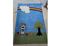 Az kullanılmış çocuk halısı