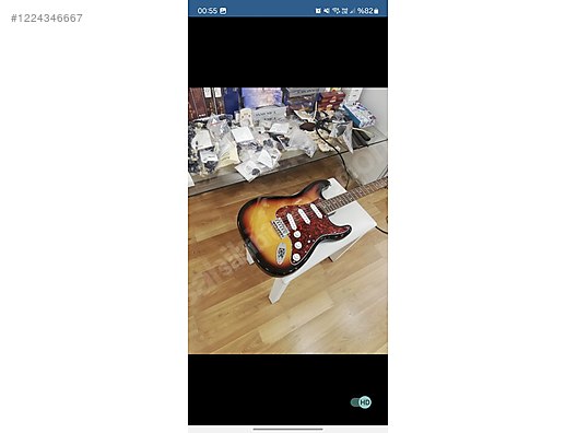 Squier Elektro Gitar