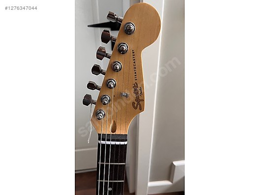 Squier Elektro Gitar