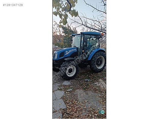 Machinery / Agricultural Machines / Tractors / New Holland / TT4.65