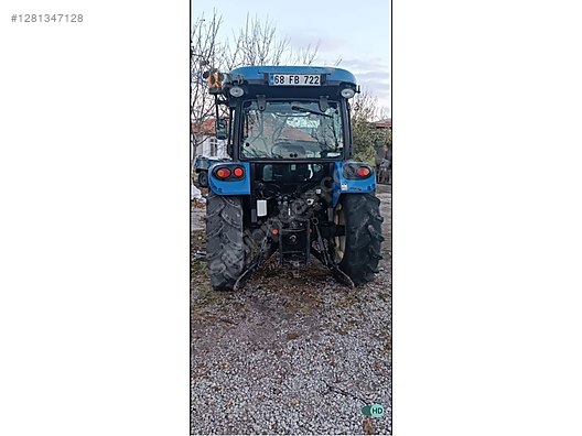 Machinery / Agricultural Machines / Tractors / New Holland / TT4.65